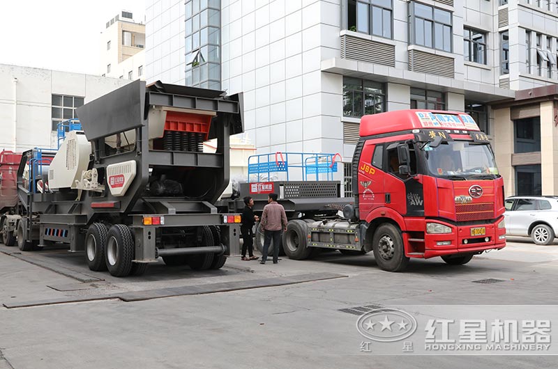 兩臺建筑垃圾破碎機陸續發貨中